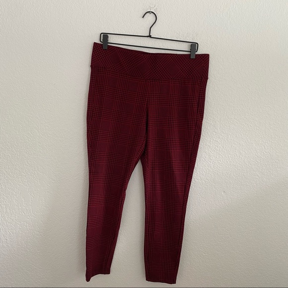 TORRID Women’s 0X Red Pull-up Legging Pant - Picture 4 of 9